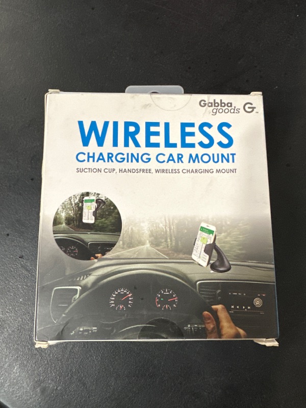 Photo 2 of Gabba Goods Wireless Charging Car Mount in Black
