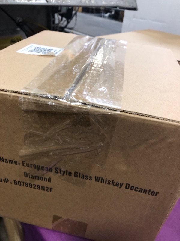 Photo 2 of 30 Oz. Glass Whiskey Decanter 