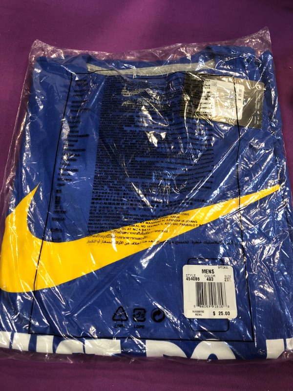 Photo 2 of 2XL MENS NIKE SHIRT