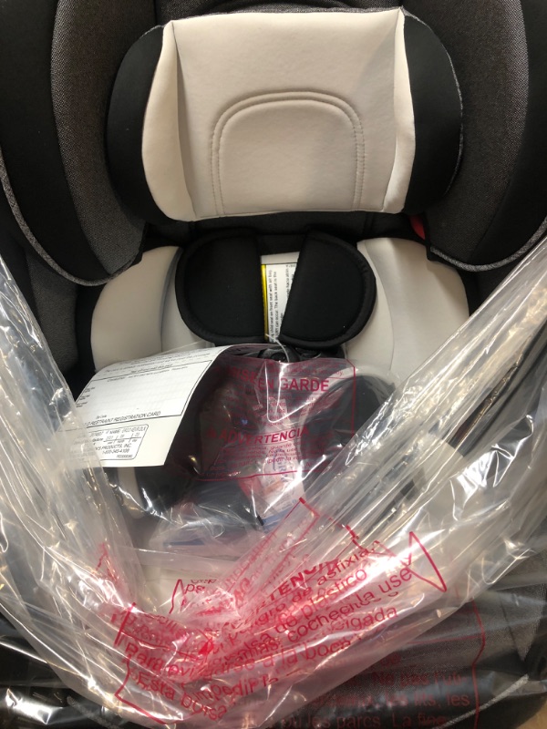 Photo 3 of Graco Fairmont 4ever DLX 4-in-1 Car Seat