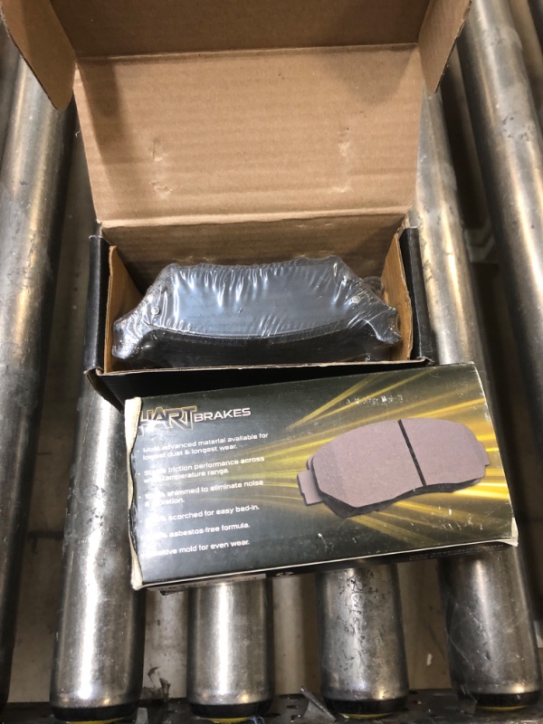 Photo 1 of Dynamic Friction Company 3000 Ceramic Brake Pads 1310-1790-00-Rear Set