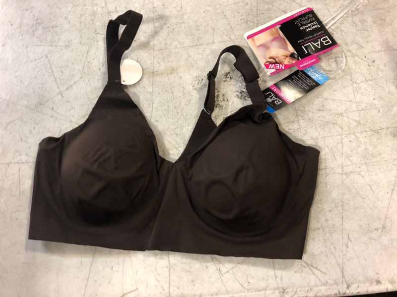 Photo 1 of Bali Women's Comfort Revolution® Easylite® Underwire Bra with Back Closure DF3498 XL/XG