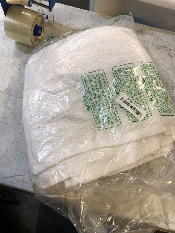 Photo 1 of 2 PCS TOWEL WHITE