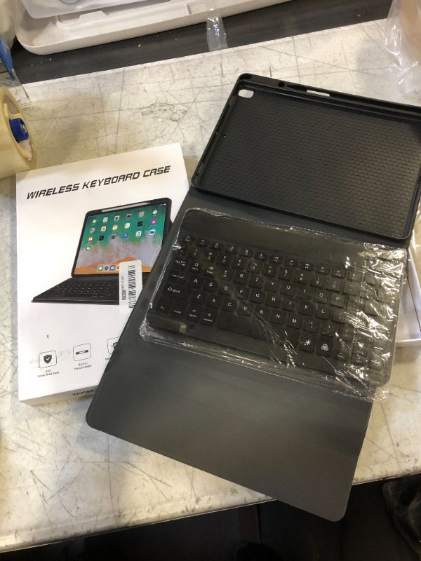 Photo 2 of iPad 9th/8th/7th Generation Keyboard Case 10.2 inch 2021/2020/2019, iPad Pro 10.5-inch Case with Keyboard,iPad Air 3 2019, 7 Color Backlit Removable Bluetooth Wireless Folio Case(Black) 10.2"/10.5" for iPad 7/8/9th/Air 3/Pro 10.5 Black for 10.2/10.5 Inche