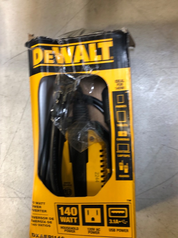 Photo 2 of DeWalt Power Inverter Dxaepi140