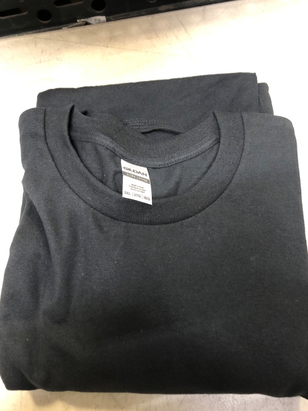 Photo 2 of Gildan Heavyweight 100% Cotton T-Shirt - Black Color
SIZE -3XL 

SET OF 2 