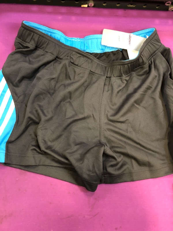 Photo 1 of ADIDAS MENS SHORTS SIZE MEDIUM