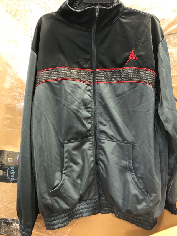 Photo 1 of MENS JACKET ACTIVEWEAR SIZE L/XL