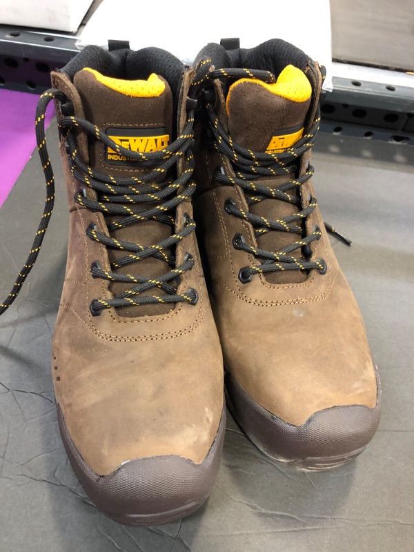 Photo 1 of DEWALT MENS STEEL TOE SHOES SIZE 9.5