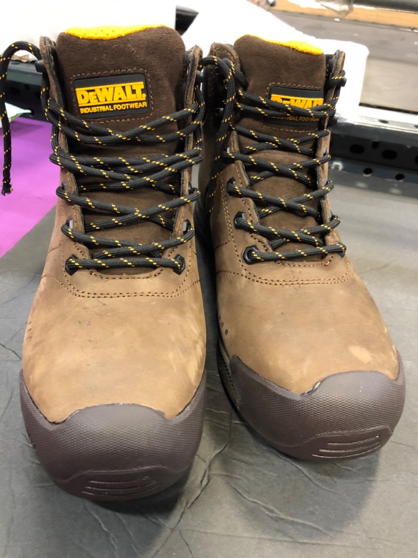 Photo 2 of DEWALT MENS STEEL TOE SHOES SIZE 9M