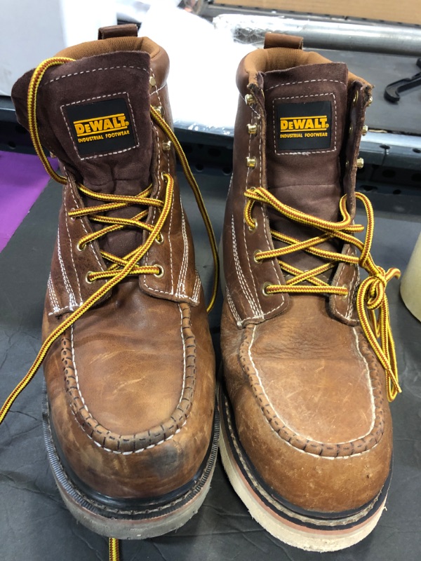 Photo 1 of DEWALT MENS STEEL TOE SHOES SIZE 13