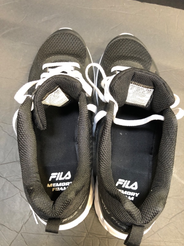 Photo 2 of FILA SHOES SIZE 9.5