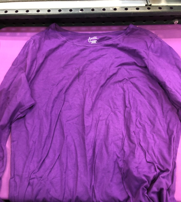 Photo 1 of 2x purple long sleeve women