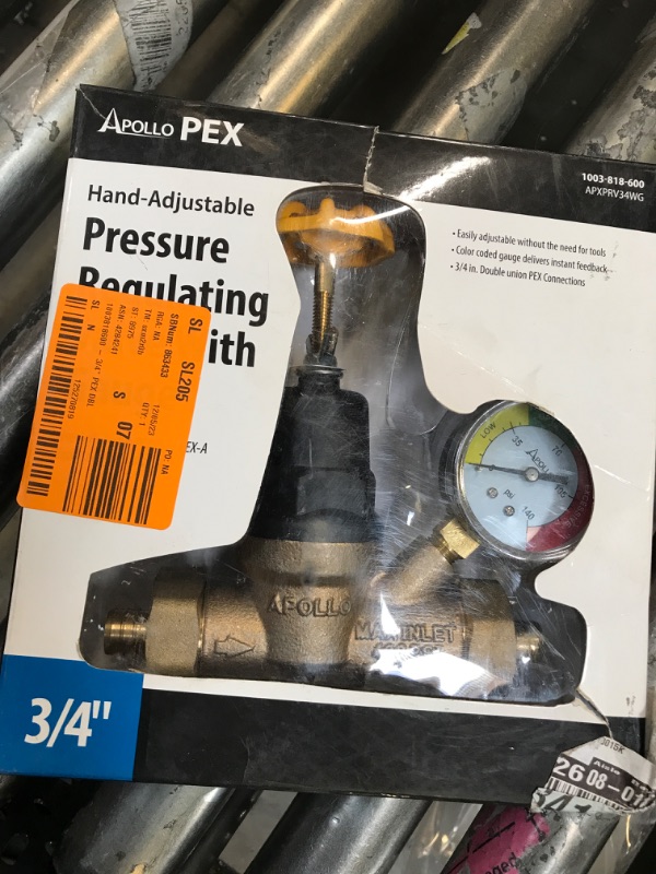 Photo 2 of Apollo Valves ApolloPEX 3/4" Bronze Double Union PEX Water Pressure Regulator w/Gauge (APXPRV34WG)