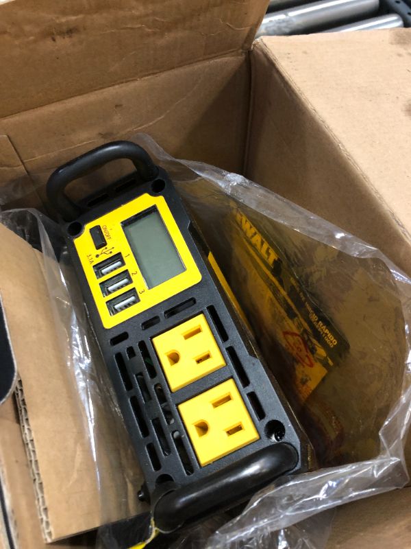 Photo 3 of DEWALT DXAEPI1000 Power Inverter 1000W Car Converter & DXAEPI140 Power Inverter 140W Car Converter: 12V DC to 120V AC Power Outlet with Dual 3.1A USB Ports Car Converter + Car Converter