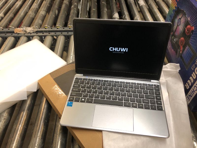 Photo 3 of Chuwi Herobook Pro (8GB Ram, 256GB SSD, Intel Celeron N4020, 14 Inch, Grey)
