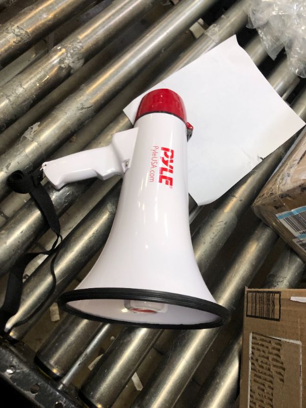Photo 2 of Pyle 30W PA Bullhorn Megaphone Speaker with Built-in Siren & LED Lights - Adjustable Volume Control for Football, Soccer, Baseball, Basketball, Cheerleading, Fans, Coaches & Safety Drills
