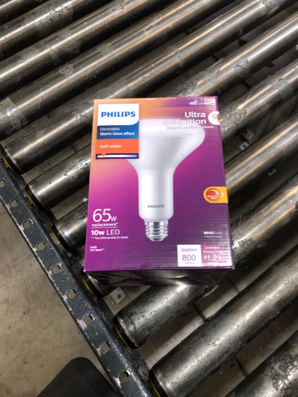 Photo 1 of PHILIPS LED Frosted Ultra Definition Light Bulb BR40, EyeComfort Technology, Dimmable, 1325 Lumen, Daylight (5000K), 10W=65W, E26 Base, Title 20 Certified, (576504) 1-Pack Ultra Def 1 Bulb Daylight 1325 Lumen