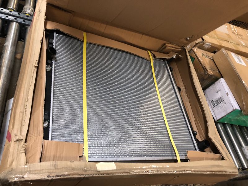 Photo 2 of Denso 221-3124 Radiator