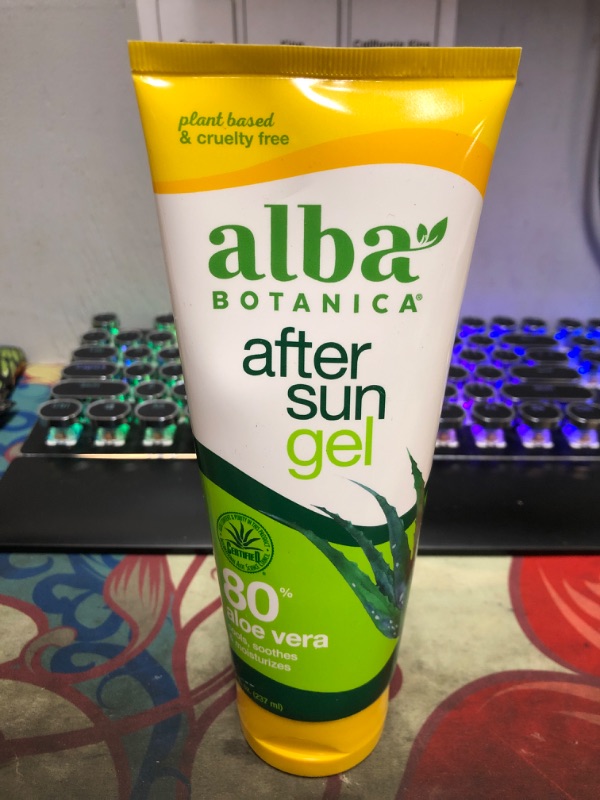 Photo 2 of Alba Botanica Gel Aloe Vera After Sun 8