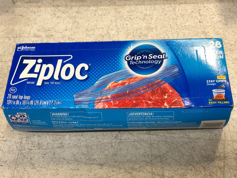 Photo 2 of Ziploc Freezer Gallon Bags with Grip &#39;n Seal Technology - 28ct