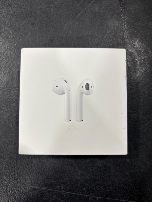 Photo 4 of Apple AirPods with Charging Case (Latest Model)