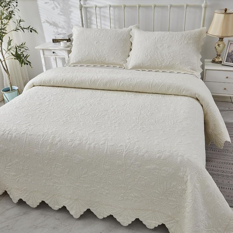 Photo 1 of Brandream Quilt Set King Size Cotton Cream White Luxury Matelasse Bedding Coverlet Set Scalloped Quilted Bedspreads 3-Piece
