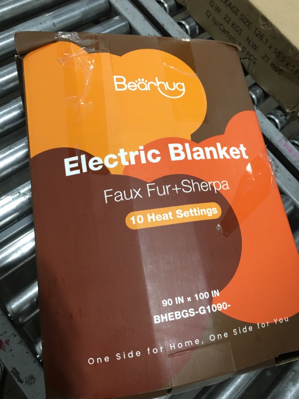 Photo 2 of [New Launch] Bearhug Electric Blanket King Size 100" x 90", Dual Controllers Heated Blanket, Velvet/Sherpa, 10-Heating Level & 1-12H Auto Off, 5 Year Warranty, Over-Heat Protect, ETL, Machine Washable King Size 100" × 90" Gray-velvet & Sherpa