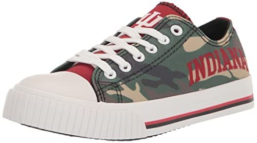 Photo 1 of Arkansas Womens Camo Low Top Canvas Shoe Size 8
