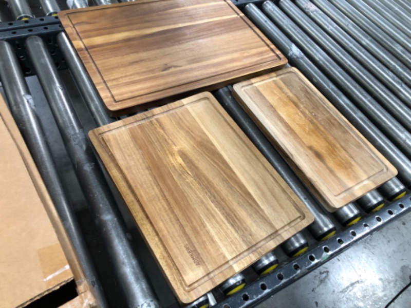 Photo 2 of  Wood Cutting Boards Set of 3 for Kitchen, Thick Chopping Board, Large Wooden Cutting Board Set with Deep Juice Groove and Handles, Wooden trays for meat, fruit and cheese (20x15, 15x12, 15x8 inch) 