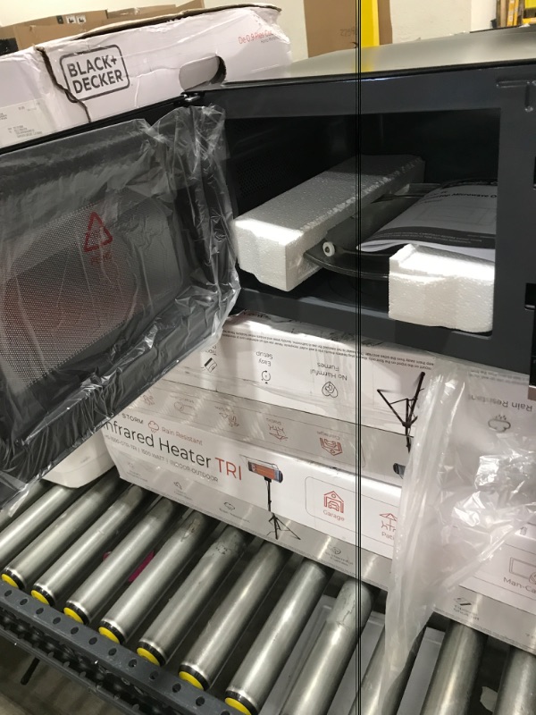 Photo 1 of 0.9 cu. ft. 900-Watt Countertop Microwave in Stainless Steel