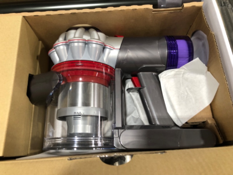 Photo 4 of FOR PARTS ONLY! --- Dyson V8 Cordless Vacuum - 400473-01 ---- FOR PARTS ONLY! ---- FINAL SALE (NON REFUNDABLE)