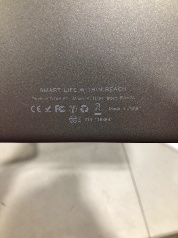 Photo 3 of SMART LIFE TABLET PARTS ONLY turns on !