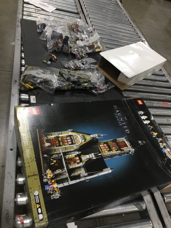 Photo 2 of ***FOR PARTS ONLY, FINAL SALE** LEGO Icons Haunted House 10273 Building Set for Adults (3231 Pieces) Standard Packaging