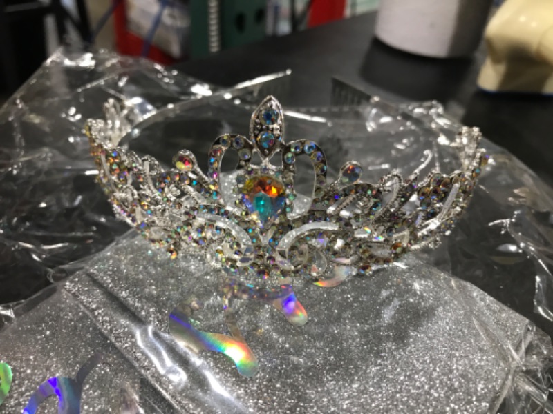 Photo 1 of CROWN WITH SILVER PRINCESS STASH 