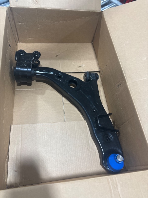 Photo 1 of A-Premium Front Right Lower Control Arm, with Ball Joint & Bushing, Compatible with Ford Edge 2007-2014, Lincoln MKX 2007-2015, Replace # K620486 521-144