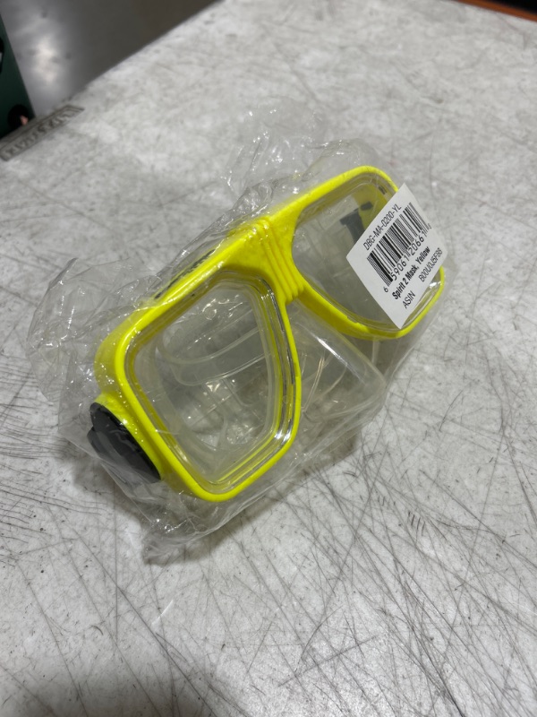 Photo 1 of Deep Blue Gear Spirit 2 Mask Underwater Goggles - Yellow
