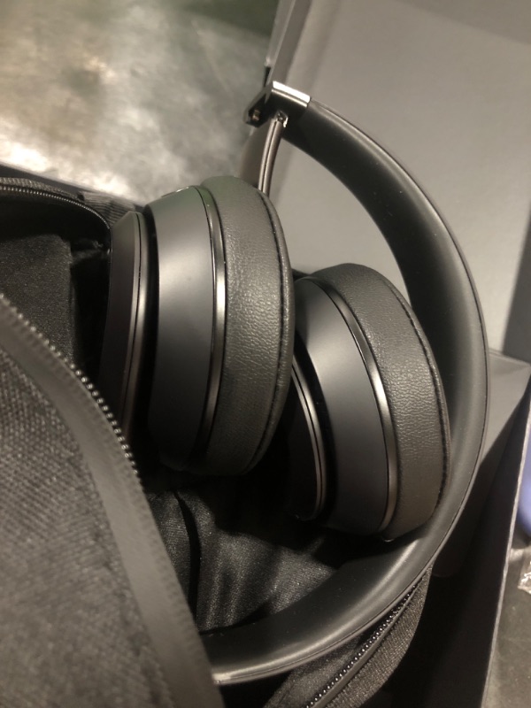 Photo 5 of Beats Solo3 Wireless On-Ear Headphones - Apple W1 Headphone Chip, Class 1 Bluetooth, 40 Hours of Listening Time, Built-in Microphone - Black (Latest Model)