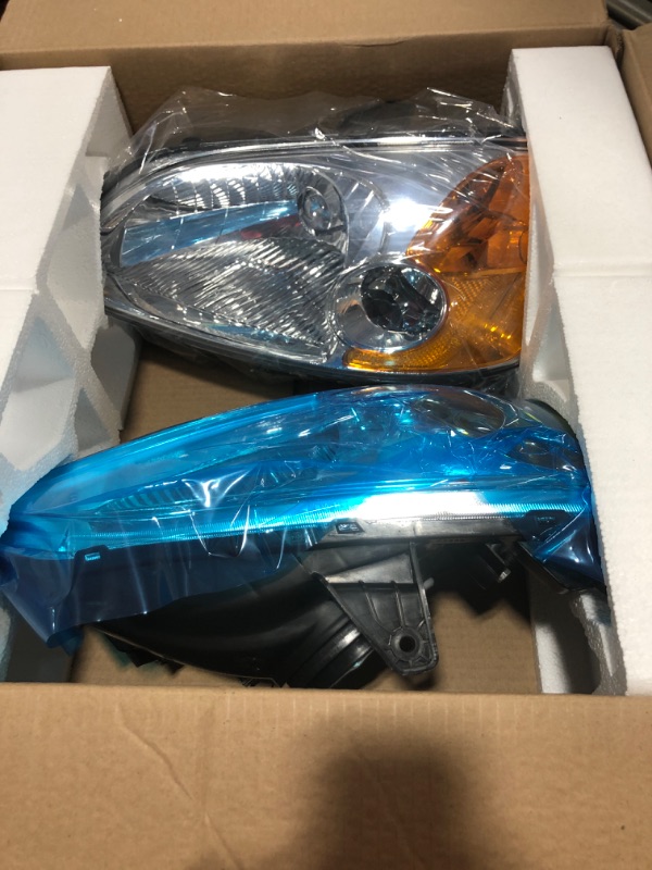 Photo 1 of ADCARLIGHTS for 2001 2002 2003 Civic 2/4dr Headlight Assembly compatible with 01 02 03 Honda Civic 2/4dr Clear Lens Chrome Housing Amber Reflector Headlamp Replacement Left and Right Pair A-Chrome Housing Amber Reflector Clear Lens