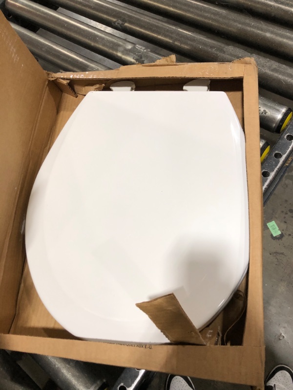 Photo 2 of Bemis 500EC 390 Lift-Off Wood Round Toilet SEAT, Cotton White