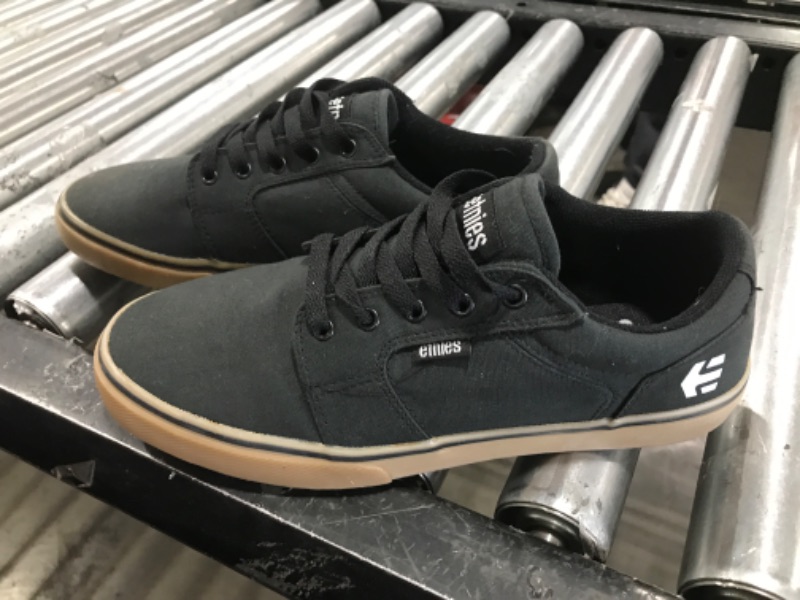 Photo 1 of Etnies Subdivision Vulc Men's Skate Shoes
size 9