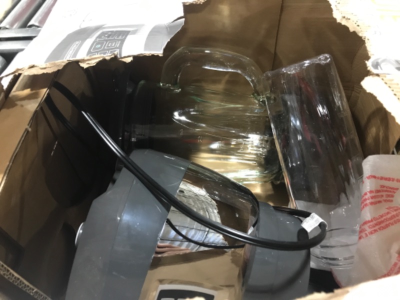 Photo 2 of BLACK+DECKER BL1400DG-P Quiet Blender with Cyclone Glass Jar