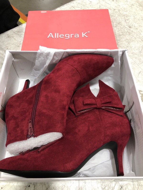 Photo 1 of Women's Soft Red Heels Size 8