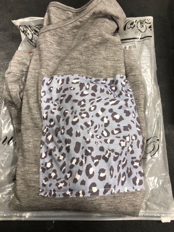 Photo 1 of Chunoy Women Cheetah Print Knit Top Grey Size Medium