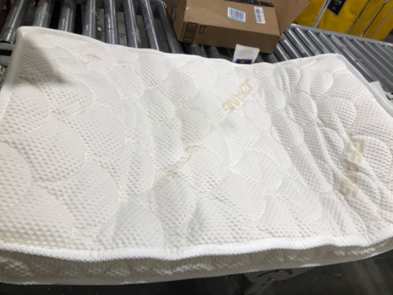 Photo 1 of kids bed unknown brand/size 