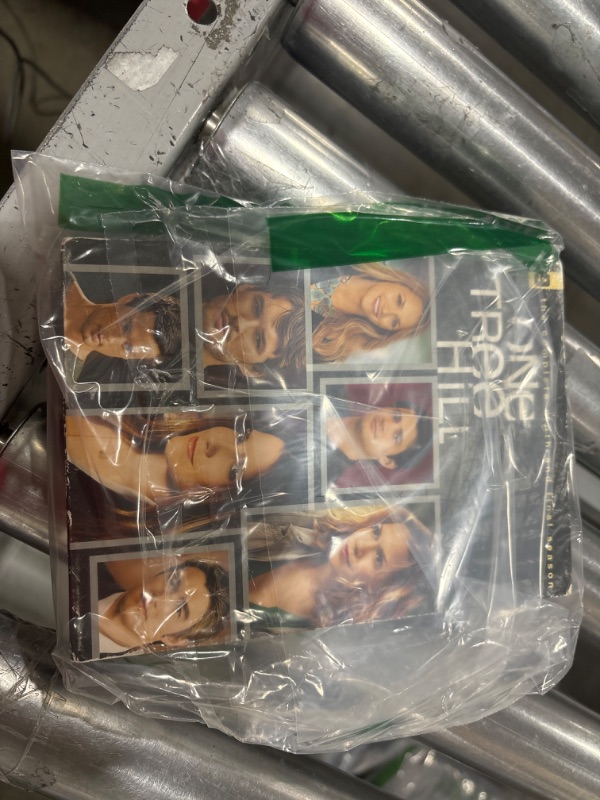 Photo 2 of One Tree Hill: The Complete Ninth and Final Season