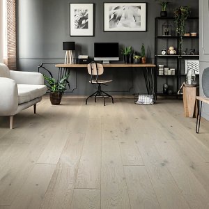 Photo 1 of SHAW EXPRESSIONS MELODY OAK WOOD FINISH SNAP IN CLICK HARDWOOD FLOORING 7.5” X 76” X RANDOM LENGTH (23.31SQFT PER CASE/32CASES APPROX 745.92SQFT TOTAL) READ NOTES