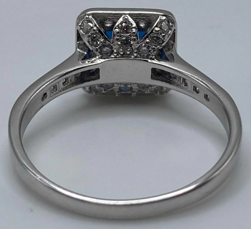 Photo 1 of DARK BLUE 0.25” PRINCESS CUT GEM STERLING SILVER RING SIZE 8.75/3G (READ NOTES)