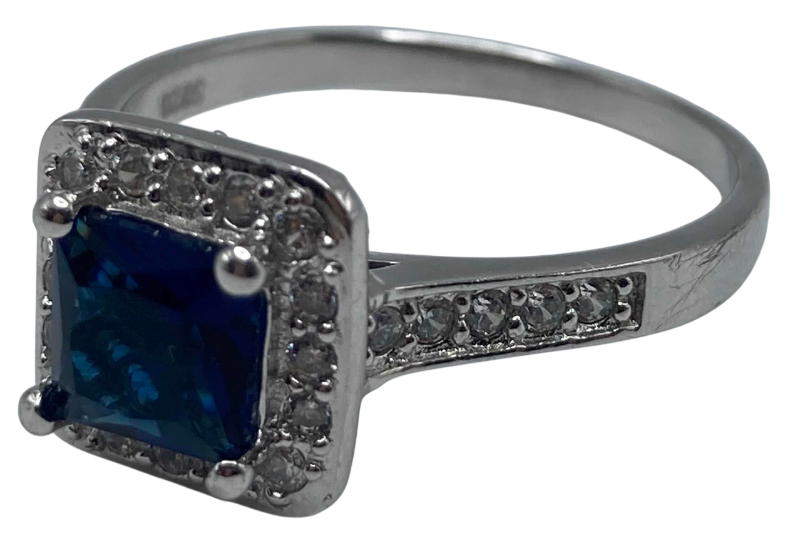 Photo 1 of DARK BLUE 0.25” PRINCESS CUT GEM STERLING SILVER RING SIZE 8.75/3G (READ NOTES)