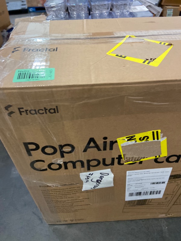 Photo 3 of Fractal Design Pop Air Black Tempered Glass Clear Tint Black Tempered Glass Clear Tint ATX Air